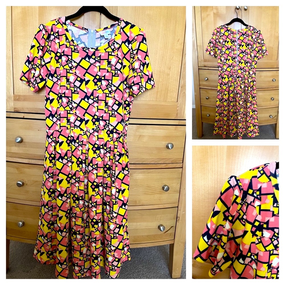 🌝 *NWOT* Lularoe Amelia Dress - L